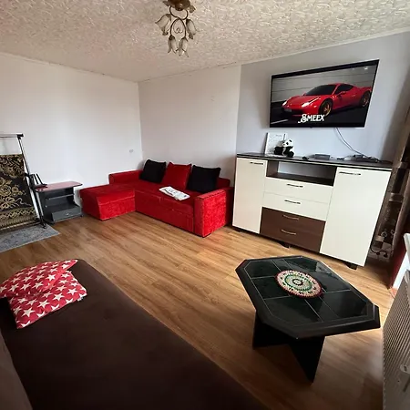 Cozy 9th Floor With Balcony And Free Parking *